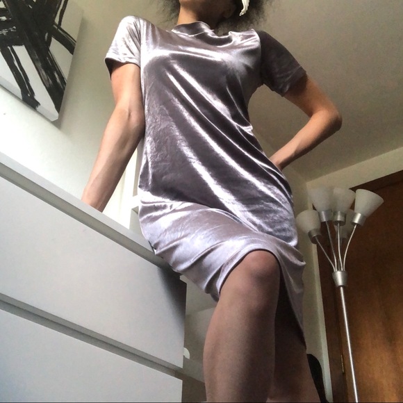 ZARA Velvet Midi Dress - Picture 2 of 4